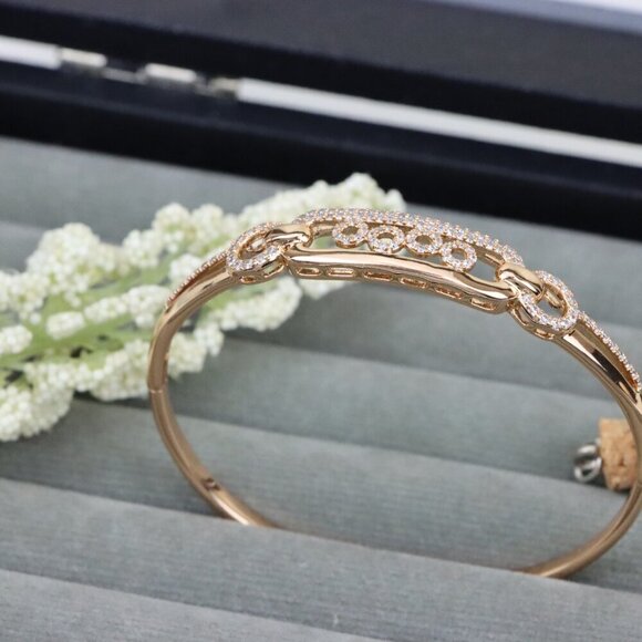 Elegant Rose Gold Bangle with Circle Accents and Crystal Detailing, XPBL0421 - Picture 11 of 11